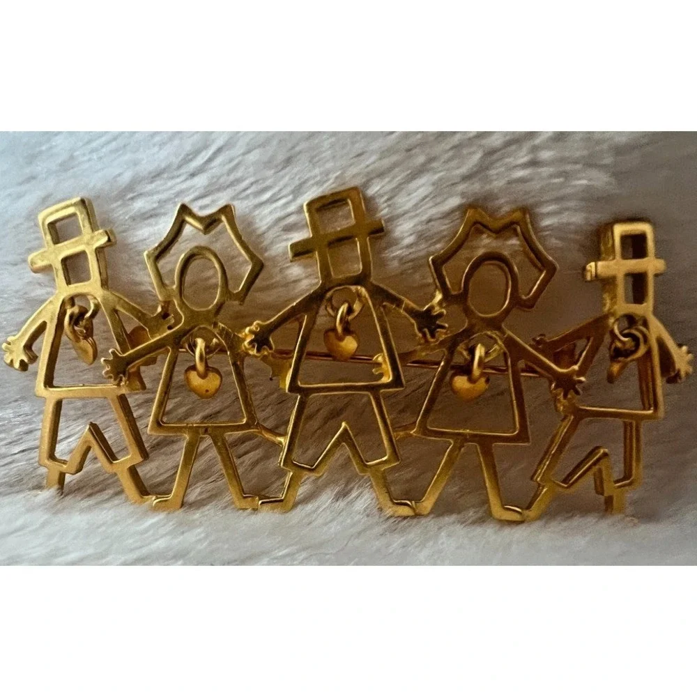 Pilgrim Brooch Gold Figural Thanksgiving‎ Pin Dangle Heart Charms 3